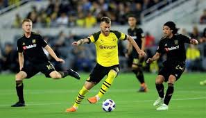 Andrej Yarmolenko Oficialno Zakryl Klubnyj Sezon 2017 18