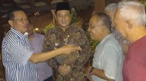 Maju Pilkada Bandung 2024, Mantan Ketua RW Ini Minta Saran Tokoh Nasionalis  dan Gerakan Mahasiswa