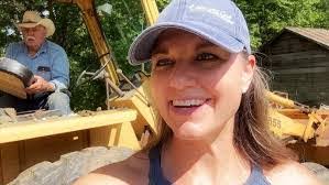 Twila Sims's Instagram, Twitter & Facebook