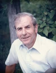 Jennifer Lunn's Instagram, Twitter & Facebook