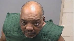 Youngstown police say man held woman at gunpoint