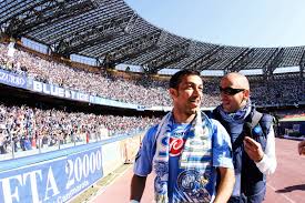 Benvenuto nel sito ufficiale di fabio quagliarella, l'attaccante dai goals impossibili, attraverso questo. Why Death Threats And A Stalker Couldn T Break The Bond Between Fabio Quagliarella And Napoli
