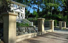 premium line residenz mauersysteme mit pfeiler in verbindung mit zaunelementen gartenmauern mauersysteme mauer