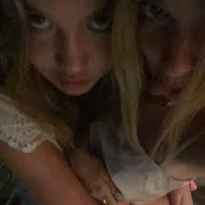 caroline chadwick (@idatemycousin)