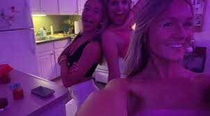 Hey!! Our names are Audrey, Kyah, and Holly and we're looking for 2-3 more  girls to rent a townhouse with next year (2025-26). We've started the  process of trying to find a