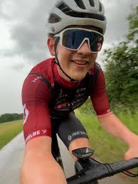 Emilian See (@emilian.see) • Instagram photos and videos