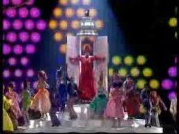 The idea of playing michael ball's wife. Hairspray The Musical At Royal Variety Performance 2007 Youtube Hmm Michael Ball As Edna Hairspray Musical Musicals Hairspray