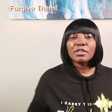 Ieshea Hartwell (@iesheahartwell)