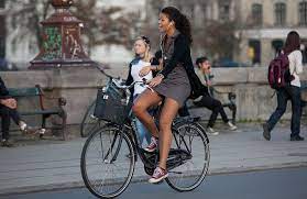 copenhagen bikehaven by mellbin 2011 1939 by franz michael s mellbin via flickr 自転車ガール サイクルシック 女性サイクリスト