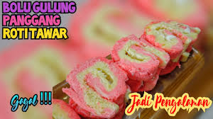 Gulung bolu dengan bantuan kertas roti sambil dipadatkan. Cara Membuat Bolu Gulung Roti Tawar Youtube
