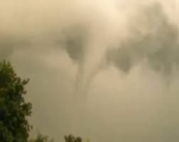 Deze windhoos raasde vanavond boven amsterdam. Wat Is Een Windhoos Het Nieuwsblad Mobile