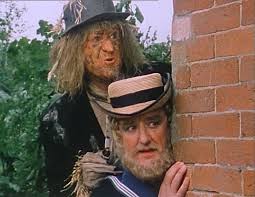 Catweazle actor geoffrey bayldon (rex) bayldon was born in leeds on 7 january, 1924. Worzel Gummidge 4 6 The Golden Hind Fire Breathing Dimetrodon Time
