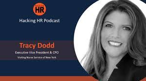 Tracy Dodd's Instagram, Twitter & Facebook