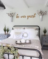 Outstanding 55 Best Farmhouse Style Decorating Ideas You Need To Have In Your Home Ht Farmhouse Guest Bedroom Rustic Farmhouse Bedroom Farmhouse Bedroom Decor