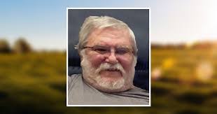 Tom Sayre's Instagram, Twitter & Facebook