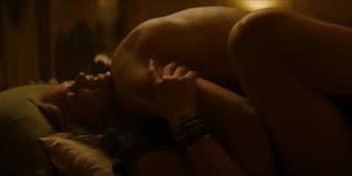 Nude video celebs » Elizabeth Lail sexy - You s01e01 (2018)