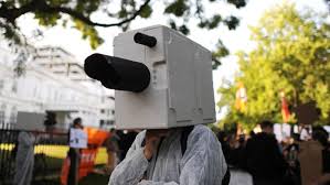Elle a publié de nombreux ouvrages traduits en plusieurs langues. Monique Canto Sperber Nous N Avons Rien A Cacher Ou L Illusion D Une Vie Privee Sous Surveillance La Regle Du Jeu Litterature Philosophie Politique Arts