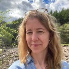 Anna Cooper (@annagouldcooper)