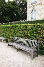 Le Banc De Rodin Avec Images Bancs Jardins Banc Public