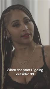 Fellas, are you letting your lady leave the house like this? After texting  and giggling