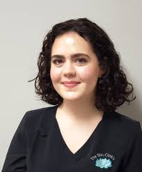 Sophia Collier's Instagram, Twitter & Facebook