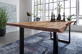 Holztisch schwarz auf moebelcheck.net ganz einfach finden ❤ entdecken sie unsere riesige auswahl an reduzierten holztisch schwarz. Esstisch Baumkante Massiv Akazie Natur 180 X 90 Schwarz Noah Baumkantentische Esstische Baumkante