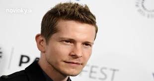 Dámy, tešte sa: Návrat do Stars Hollow ohlásil aj tento fešák