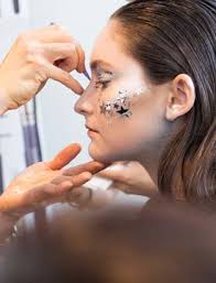 Timothy Hung demos Signature Makeup at exclusive SmithxCurliQue event