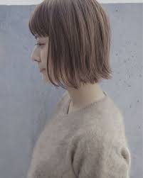 ストレートヘアは無難だからこそ 可愛くちょこっとchange hair ハイライト ボブ ロングウェーブヘア ヘアースタイル