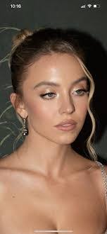 Cindy Pi's Instagram, Twitter & Facebook