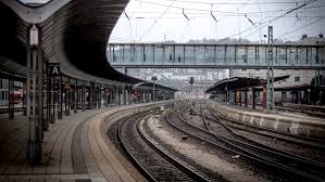 Von dortmund nach bochum günstig, bequem und staufrei reisen mit den angeboten der deutschen bahn. Deutsche Bahn Ulm Kein Fernverkehr Am Hauptbahnhof Ulm Darum Gibt Es Zugausfalle Und Umleitungen Sudwest Presse Online