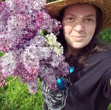 Daniela Crawford, LMT updated her profile picture.