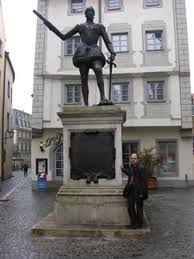 Inebahti Heykeli Kin Heykeli Diken Almanlara Kanuni Den Mektup Var Yavuz Bahadiroglu