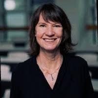 Jennifer Gamache's Instagram, Twitter & Facebook