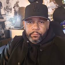 She Won $1,000 And Took 3rd Place For Being A Thick Blasian In A Brazil  Model Contest&hellip; Y'all Think She Was Robbed?  https://worldstar.com/videos/wshh2300BYFlhY7in9RB/she-won-1-000-and-took-3rd-place-for-being-a-thick-blasian-in-a-brazil  ...