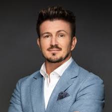 David Coulthard X Bella James 🏎️ Thanks to Wizz Air a few days I worked…