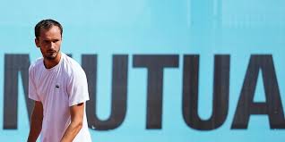 Medvedev - Marojan: Will Daniil return to the winning path after the defeat by Berrettini?
