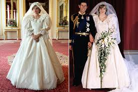 While actress emma corrin was pleasantly surprised (so much so that she nearly blacked out) when she as reported by interview magazine, corrin's mother bore a striking resemblance to diana. See Princess Diana S Best Looks Replicated By The Crown S Emma Corrin Side By Side People Com