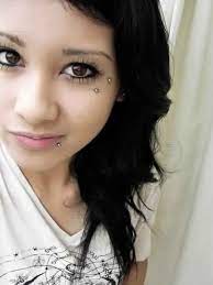 Medusa Piercing And Other Edgy Facial Jewelry Youll Want Asap Face Piercings Anti Eyebrow Eyebrow Piercing