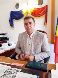 Am avut grijă!,iuliana tudor revine la tvr! Niculina Stoican Si Cosmin HerÄscu Semifinalist Al Concursului O VedetÄ PopularÄ CantÄ La Ziua Comunei BerislÄvesti