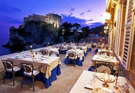 27 Most Amazing Restaurants In The World With Spectacular Views Wait Till You See 1 Atchuup Cool Stories Daily Romantic Restaurant Dubrovnik Restaurant