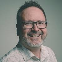 Kerry Larkin's Instagram, Twitter & Facebook