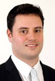 General counsel urge 'self-serve' model