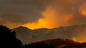 Wildfires Near Getty Center Halt Traffic, Prompt Evacuations