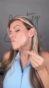 Facelift with a little jowl love too 🤩, 😘😘😘😘, Contour @rhode ,  Highlight @weareriman , Brush @seintofficial , Comment LIFT and I’ll send  over the info