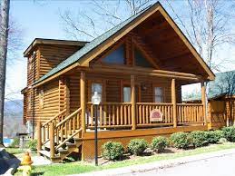 Whether it's for summer vacations or winter getaways, these cabin rentals in nashville, tennessee are perfect. Hunter S Vacation Rentals Pigeon Forge Log Cabin Pigeon Forge Tn Vacation Rentals Renttennesseecabins Com