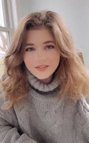 Ariana Jalia updated their profile picture.