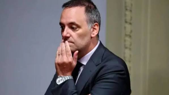 El escándalo Adorni llegó al Financial Times: "Ocultó $ 500.000 ante el  fisco argentino" | Noticias