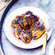 Marinade de poulet à la moutarde et au miel dans un bol, ajoutez progressivement 3 c.à.s de moutarde de dijon, 2 c.à.s de moutarde à l'ancienne et 3 c.à.s d'huile d'olive. 10 Idees De Marinades Pour Transcender Un Blanc De Poulet Elle A Table