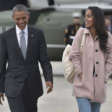 Malia ann obama, (born july 4, 1998) is the oldest daughter of barack and michelle obama. Malia Obama News Tips Guides Glamour